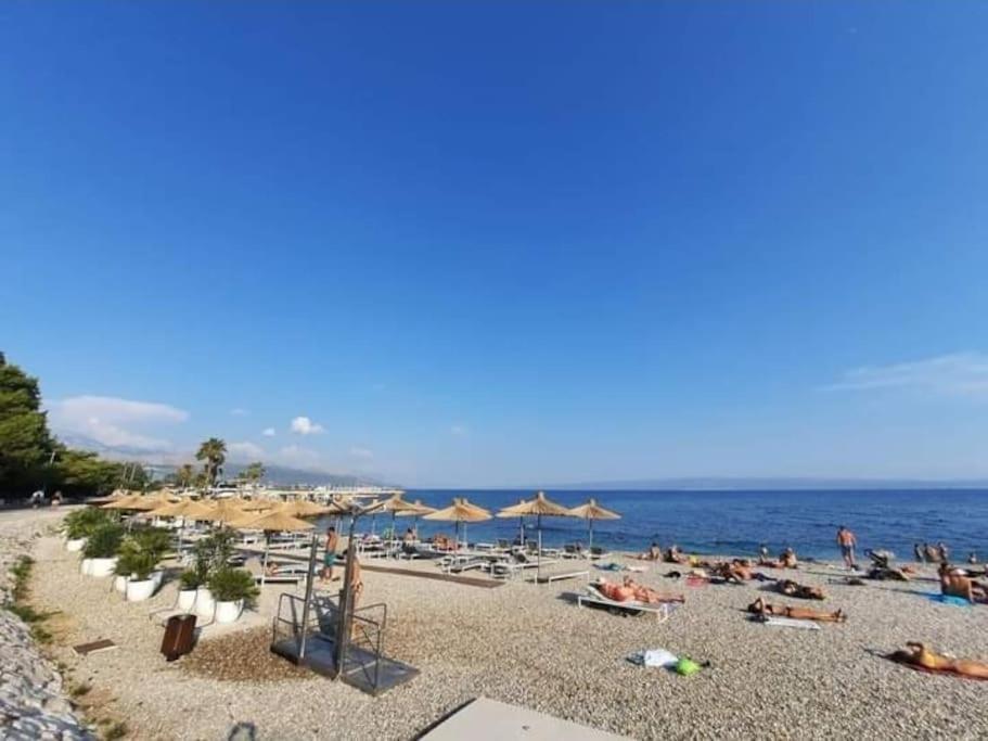 Bright And Colourful Apartment Luce -Sandy Beach Split Extérieur photo